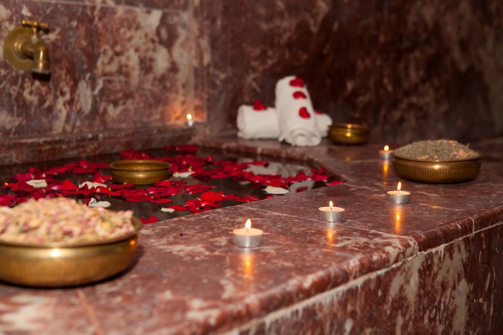 เกนซี คลับ อักดัล เมดินา ออล อินคลูซีฟ Hotel Lahebichate ภายนอก รูปภาพ A hammam in Istanbul
