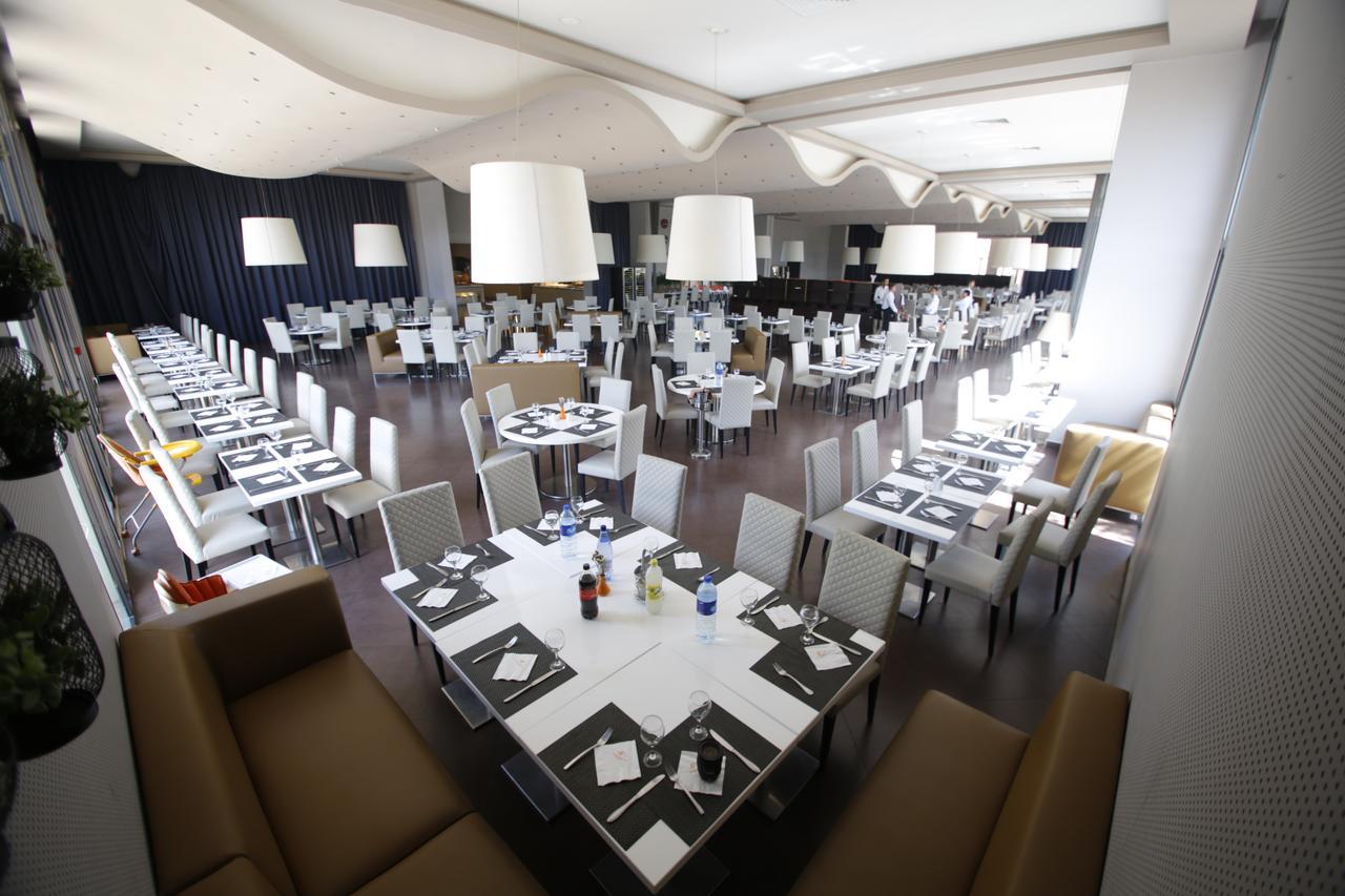 เกนซี คลับ อักดัล เมดินา ออล อินคลูซีฟ Hotel Lahebichate ภายนอก รูปภาพ Restaurant
