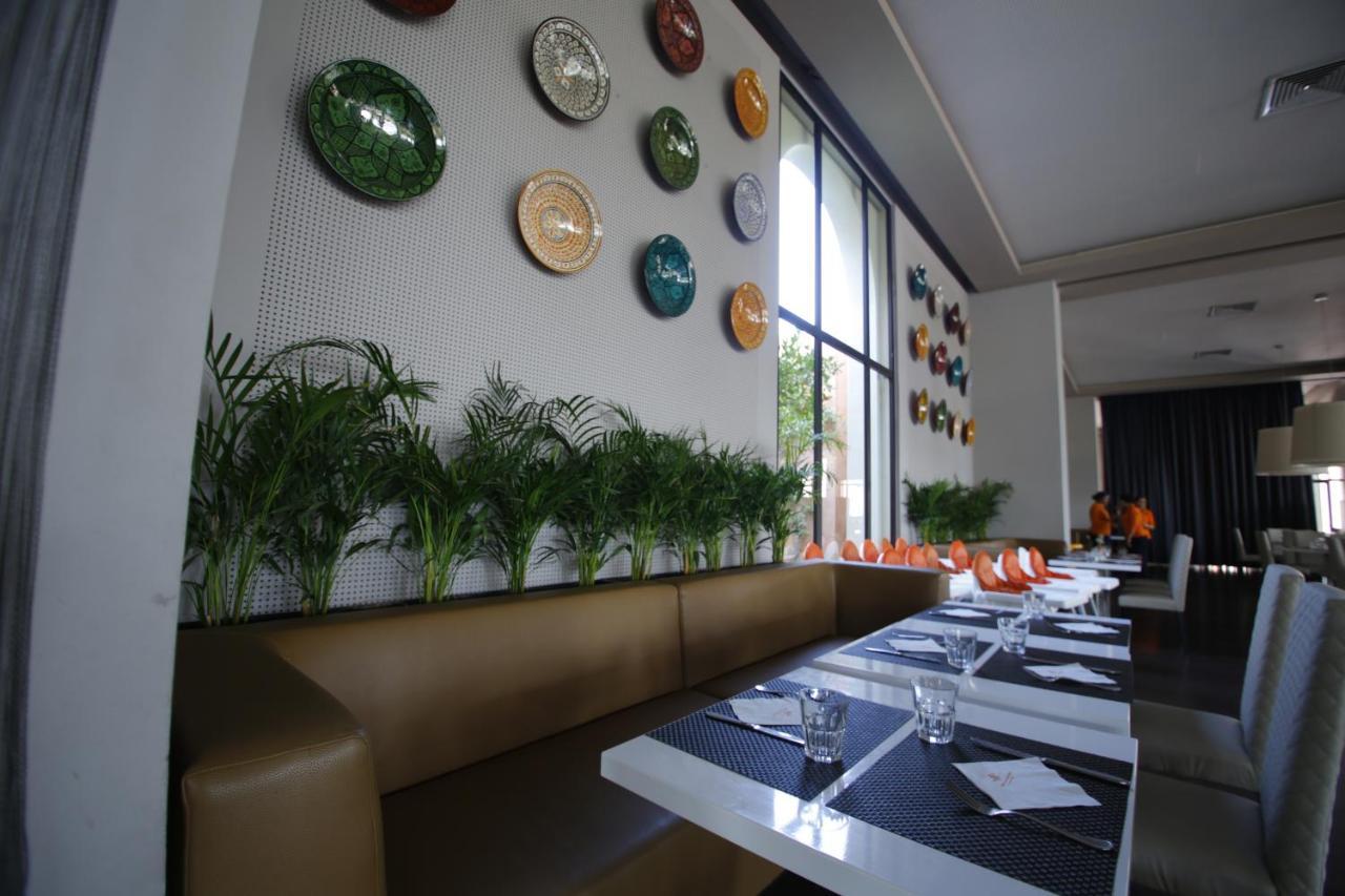 เกนซี คลับ อักดัล เมดินา ออล อินคลูซีฟ Hotel Lahebichate ภายนอก รูปภาพ Restaurant